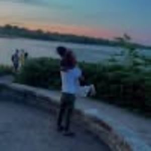 Meet your Posher, Lesroy